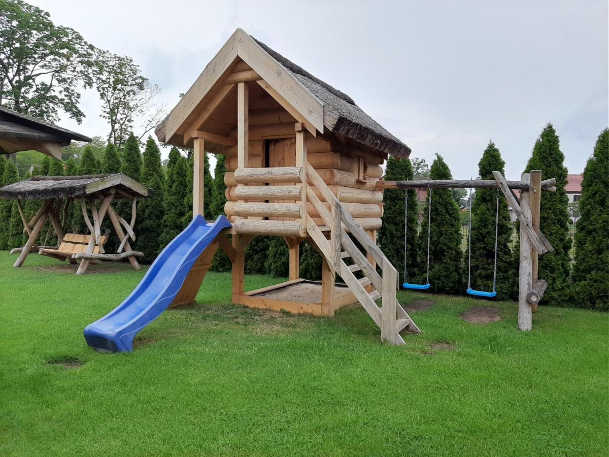 Pod Koziorozcami Hotel Trzebiechow Kültér fotó