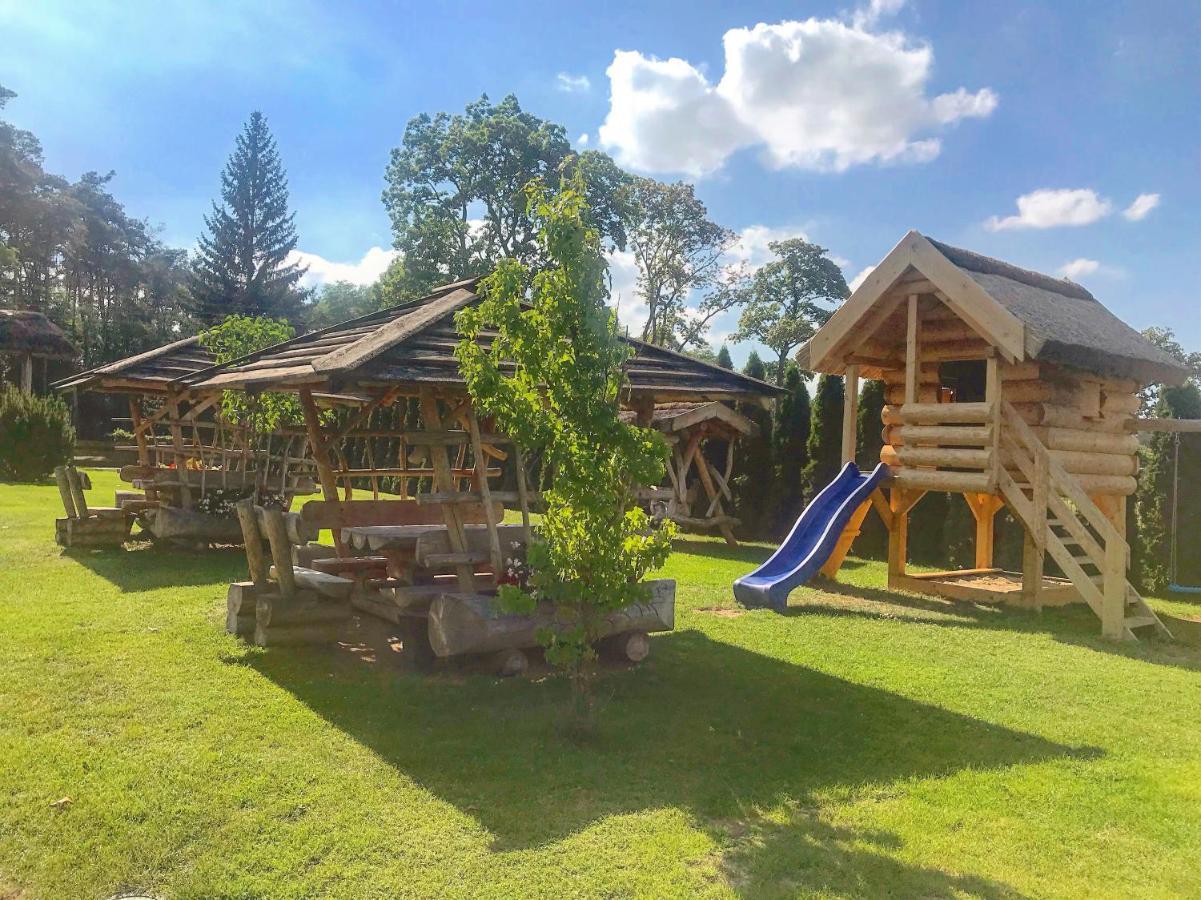 Pod Koziorozcami Hotel Trzebiechow Kültér fotó